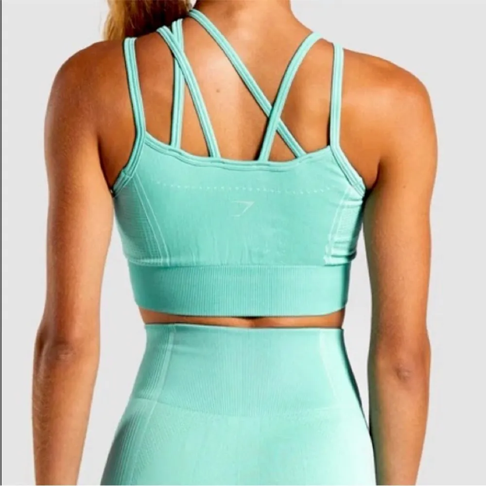 GYMSHARK ULTRA SEAMLESS Sport Bra S in green/teal color - Image 7