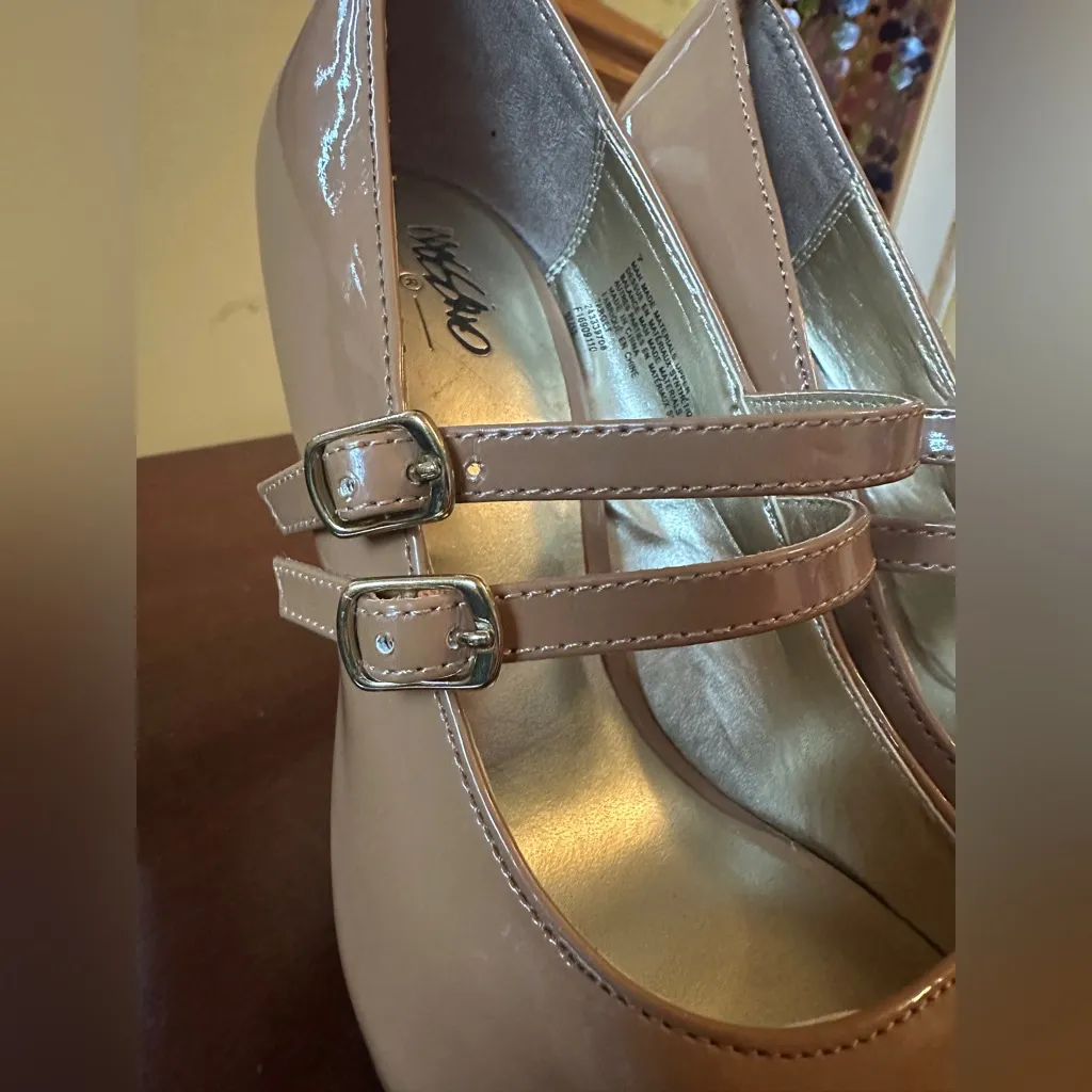 Mossimo 5” Nude Mary Jane Heels. Size 7. Tan - Image 5