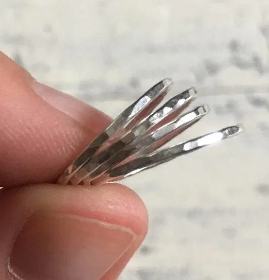 Handmade set of sterling silver midi rings - Image 2