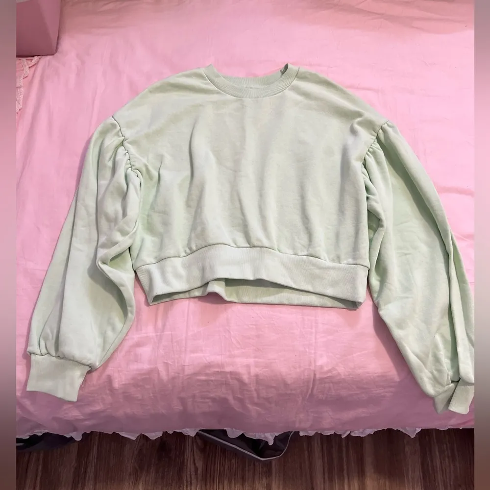 COPY - Bershka mint green sweater - Image 7