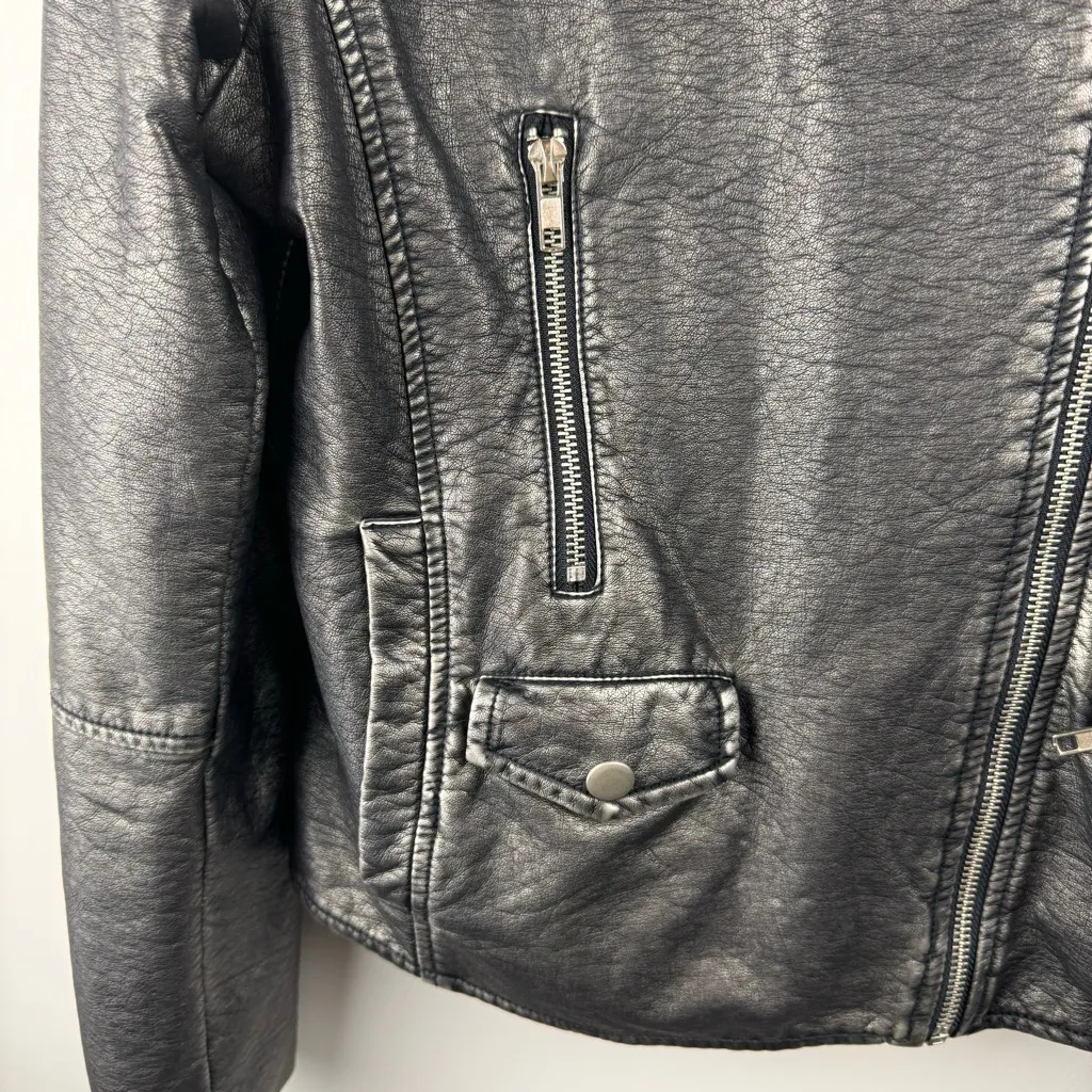 Skies Are Blue Vegan Leather Moto‎ Biker Jacket Sz M Black Asymmetrical Zipper - Image 6