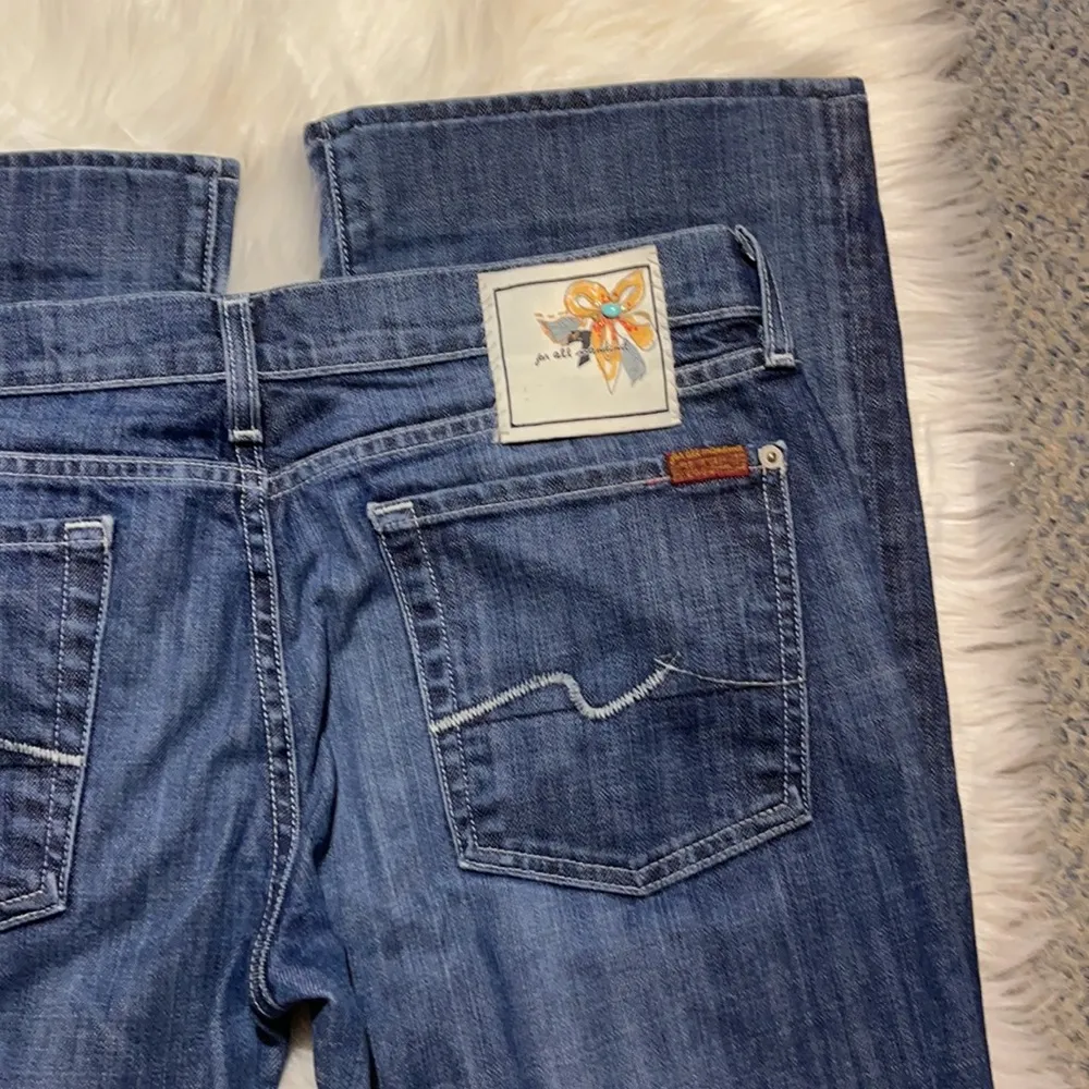 7 For All Mankind Low Rise Boot Cut Jeans Size 32 - Image 13