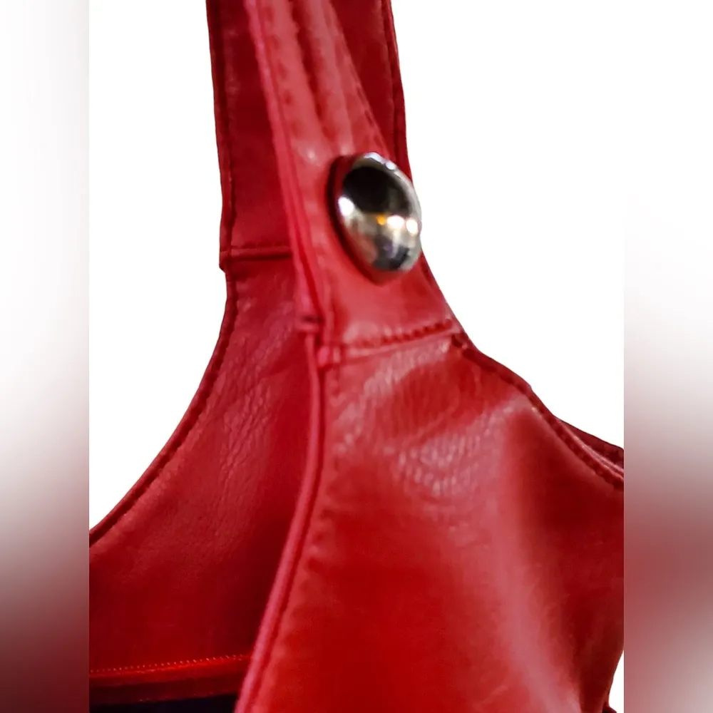 Nwot Red Purse w/ Ruffle detail - Image 7