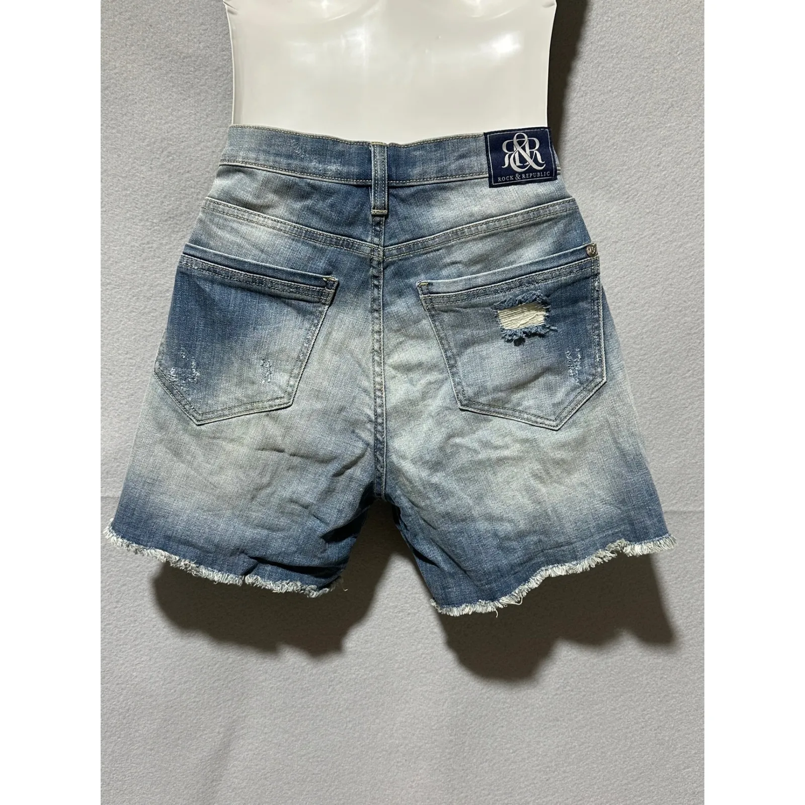 Rock & Republic Bumpershoot Denim Shorts Size 8 Distressed Studded Frayed Hem - Image 3