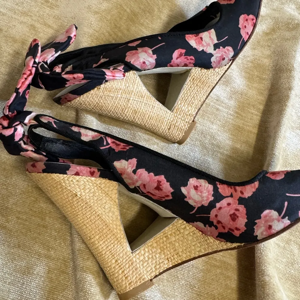 Vintage Betsy Johnson pink rose espadrille wedge high heels 7.5 open toe bows - Image 9