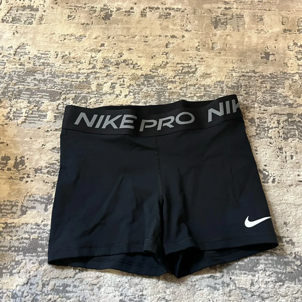 NWT Nike Black Pro 365 3” Shorts Size Medium - Image 2