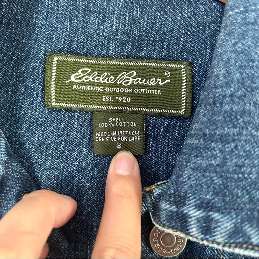 Eddie Bauer  Denim Jean Jacket Small Minimalist Basic Fall - Image 3