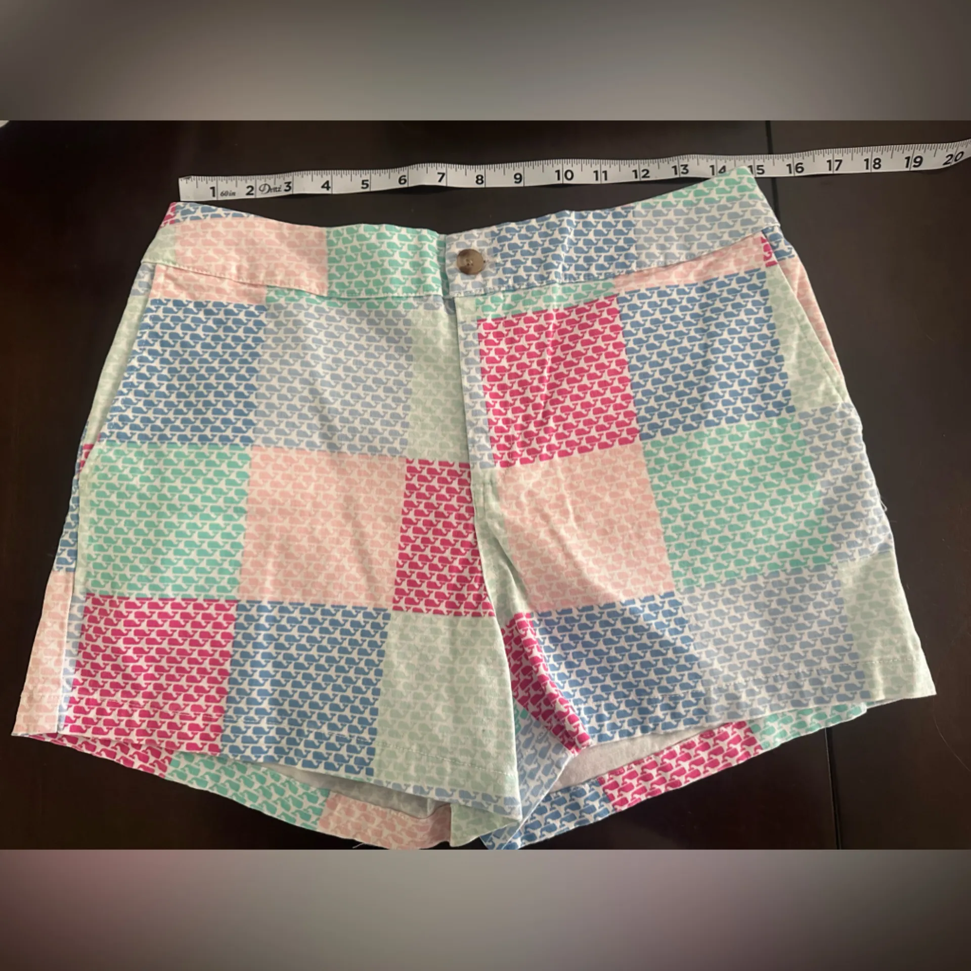 Vineyard Vines shorts Target Collab pastels patchwork EUC beach preppy size 6 - Image 3