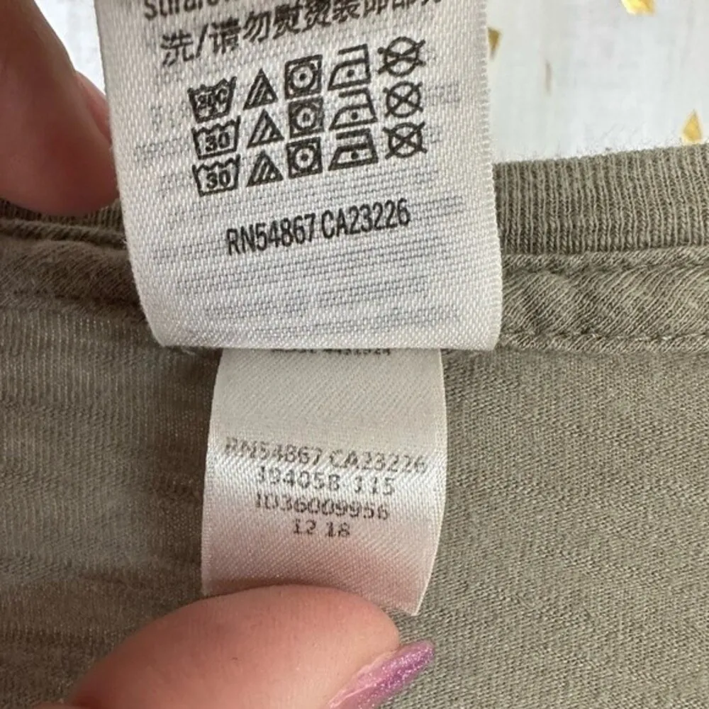 Victoria's Secret PINK Olive Green Camo Graphic Long Sleeve Campus Tee T Shirt M - Image 6