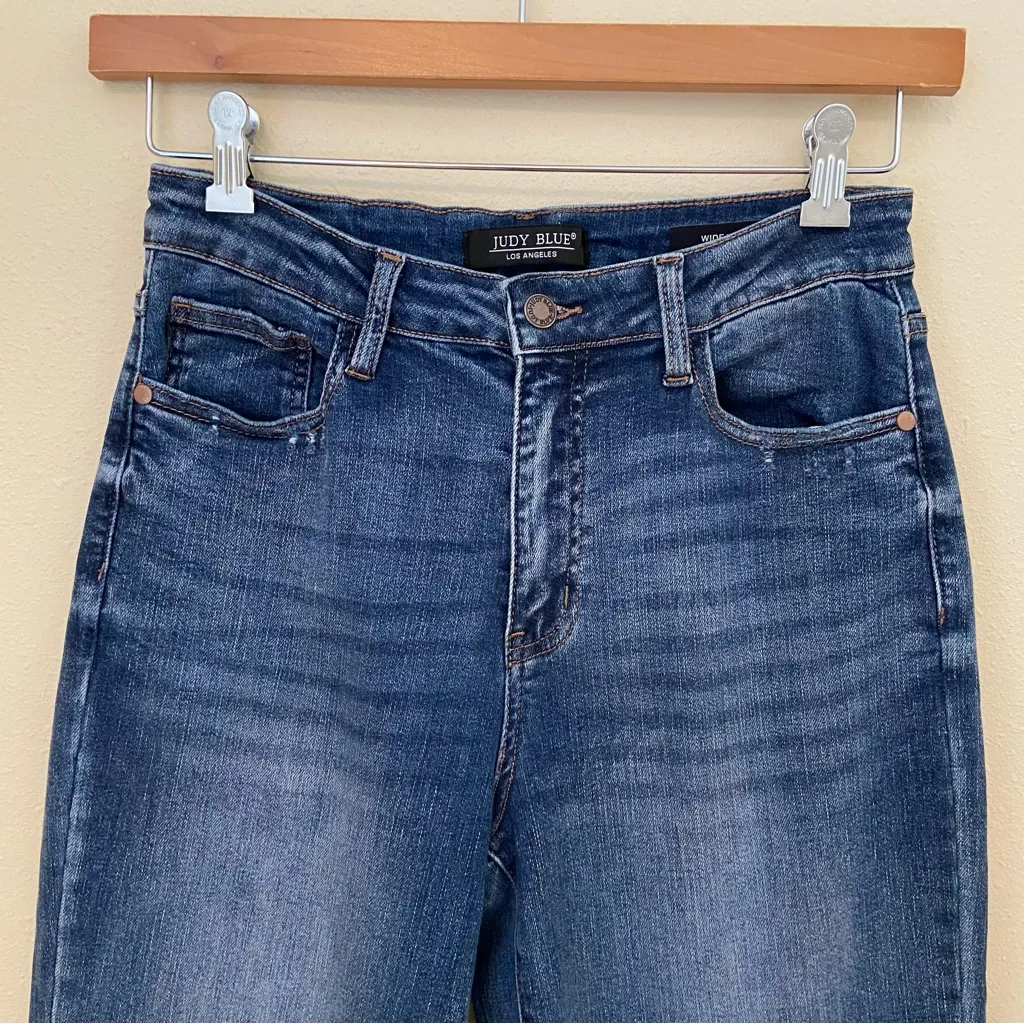 Judy Blue High Rise Vintage Wash Cropped Wide Leg Jeans - Image 4