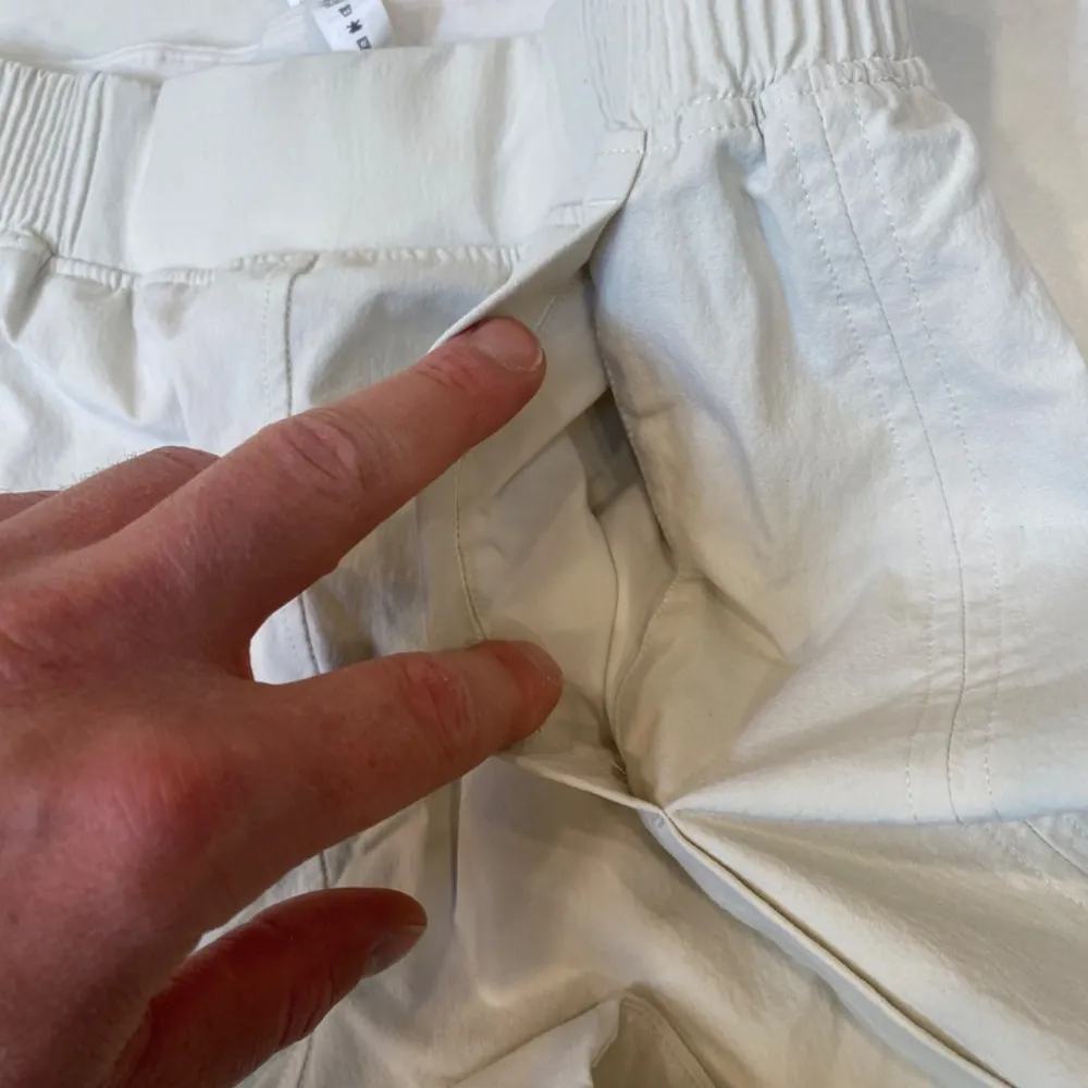 Lululemon  High-Rise Short - XS - Image 8