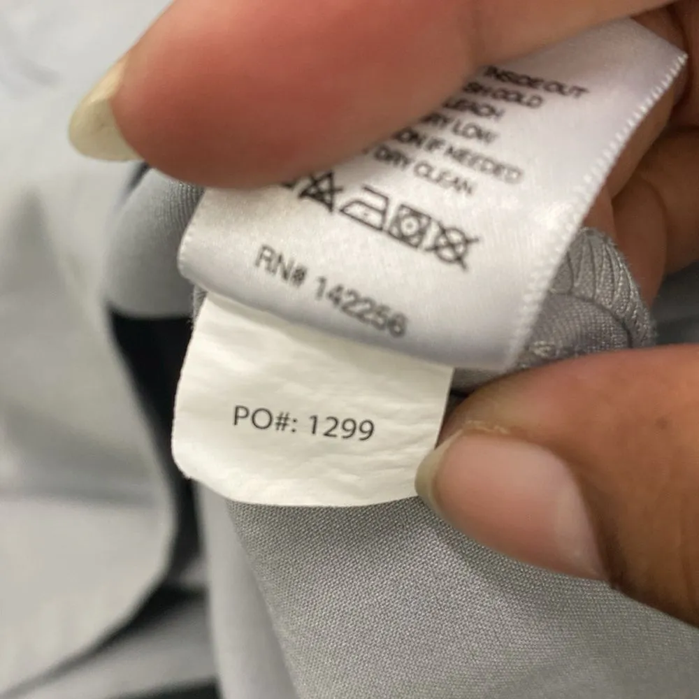 Figs scrub top woman size large - Image 5