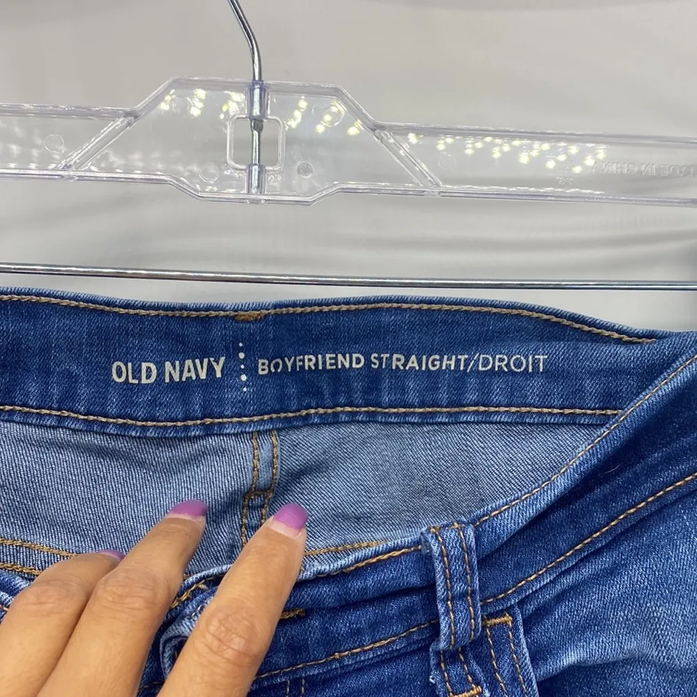 Old Navy boyfriend straight leg high waisted stretch back to school jean - Image 3