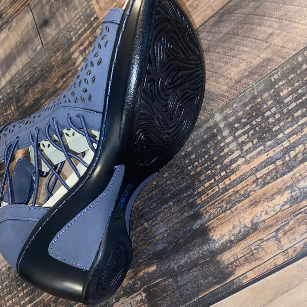 Jambu NWOT  JBU Navy Blue Nelly Wedge Sandals size 7 - Image 5