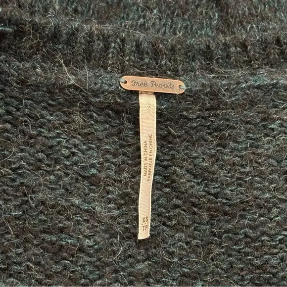 Free People Karina Sweater Crossover Knit Green Cozy Wool Blend Women's Size XS - Image 8