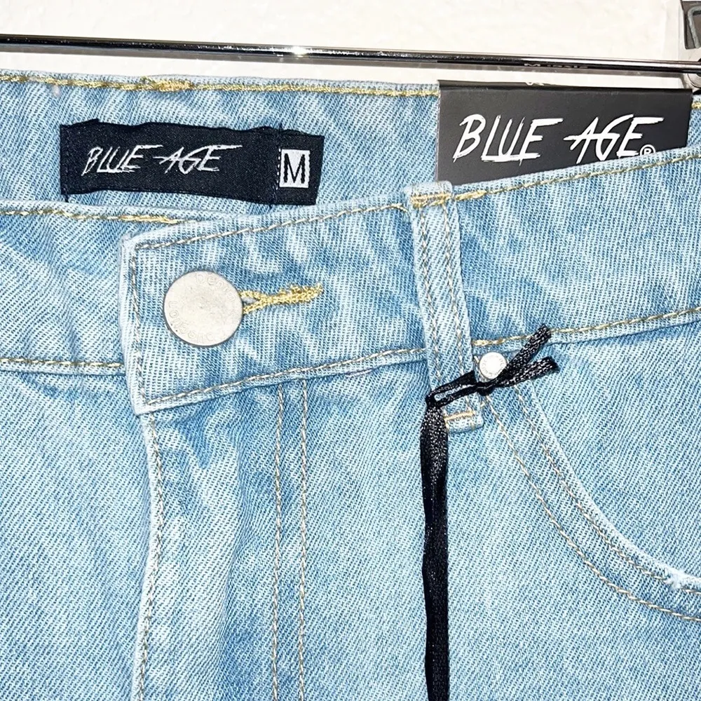 Blue Age Distressed High Rise Light Wash Jeans Shorts Size 29 - Image 3