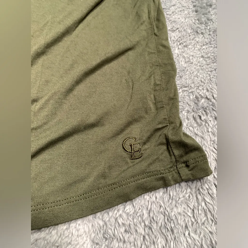 Cozy earth green tee small - Image 2