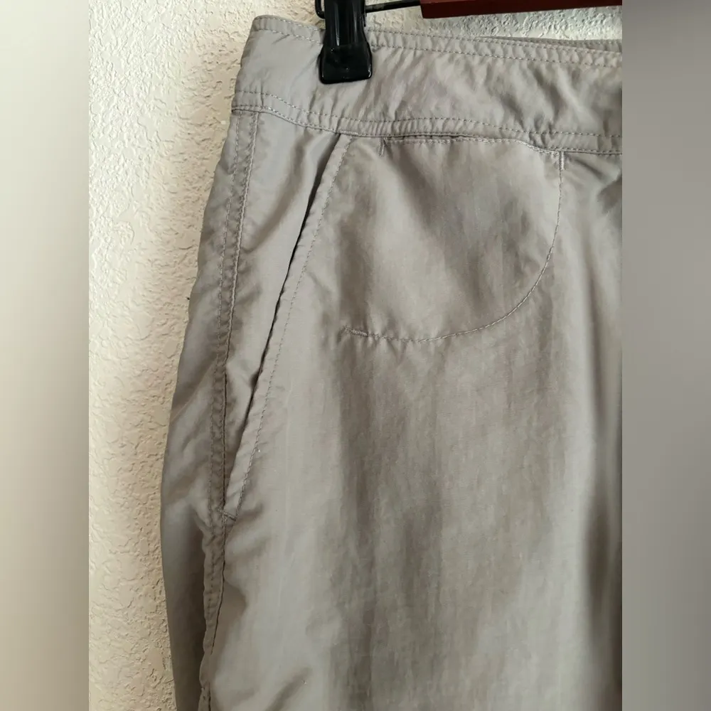 REI Tan GrayUPF 50+ Cropped Drawstring Hiking Pants Size 14 - Image 5