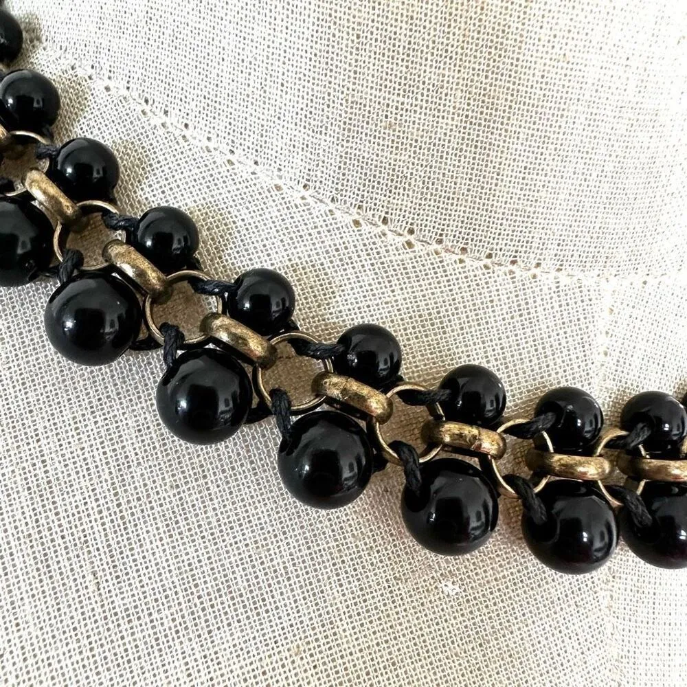 Black beaded brass tone collar necklace - Image 3