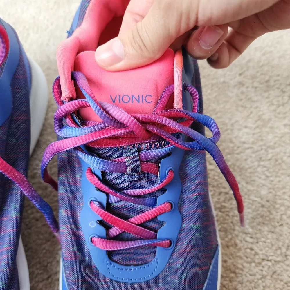 Vionic Agile Fyn Sneaker size 11 - Image 3