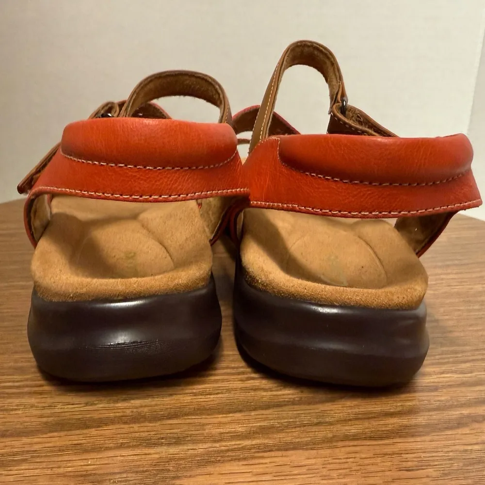 Clark’s Women’s Orange Kitly Way Laser Cut Adjustable Summer Sandal NWT 9.5 WIDE - Image 3