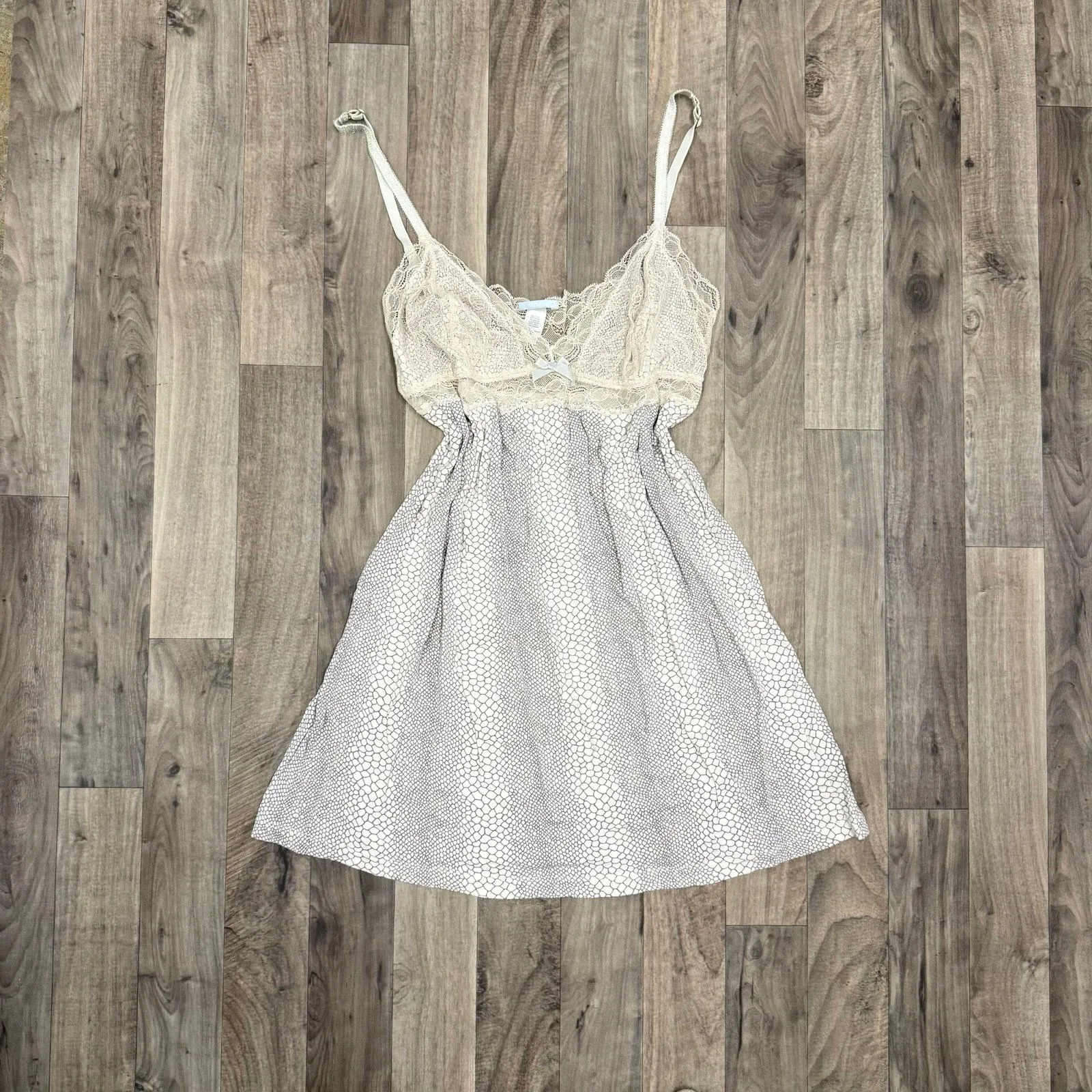 Eberjey Skin Deep Chemise Graphite/Oyster - Image 3