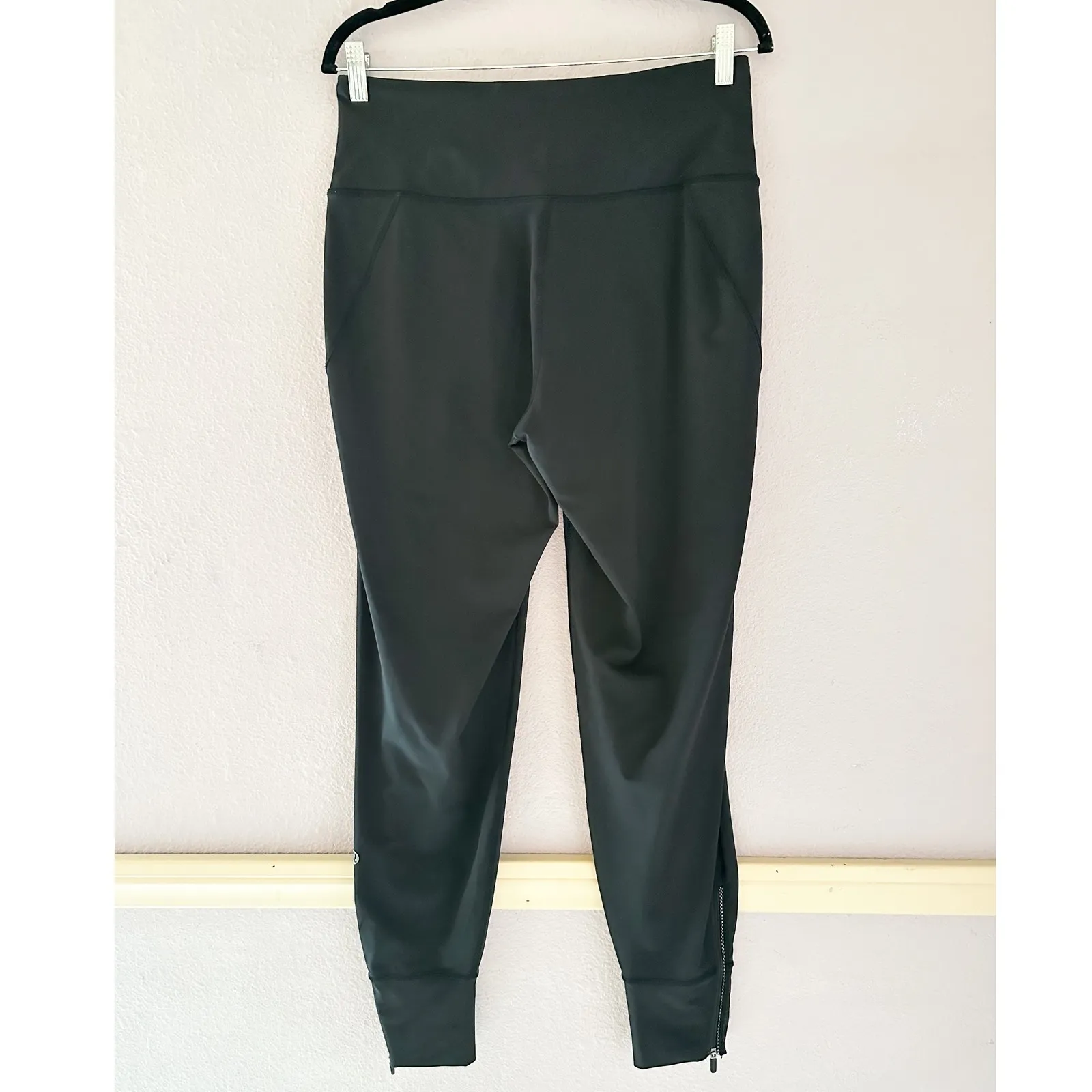 Lululemon Fresh Tracks Pant II Black Size 6 - Image 5