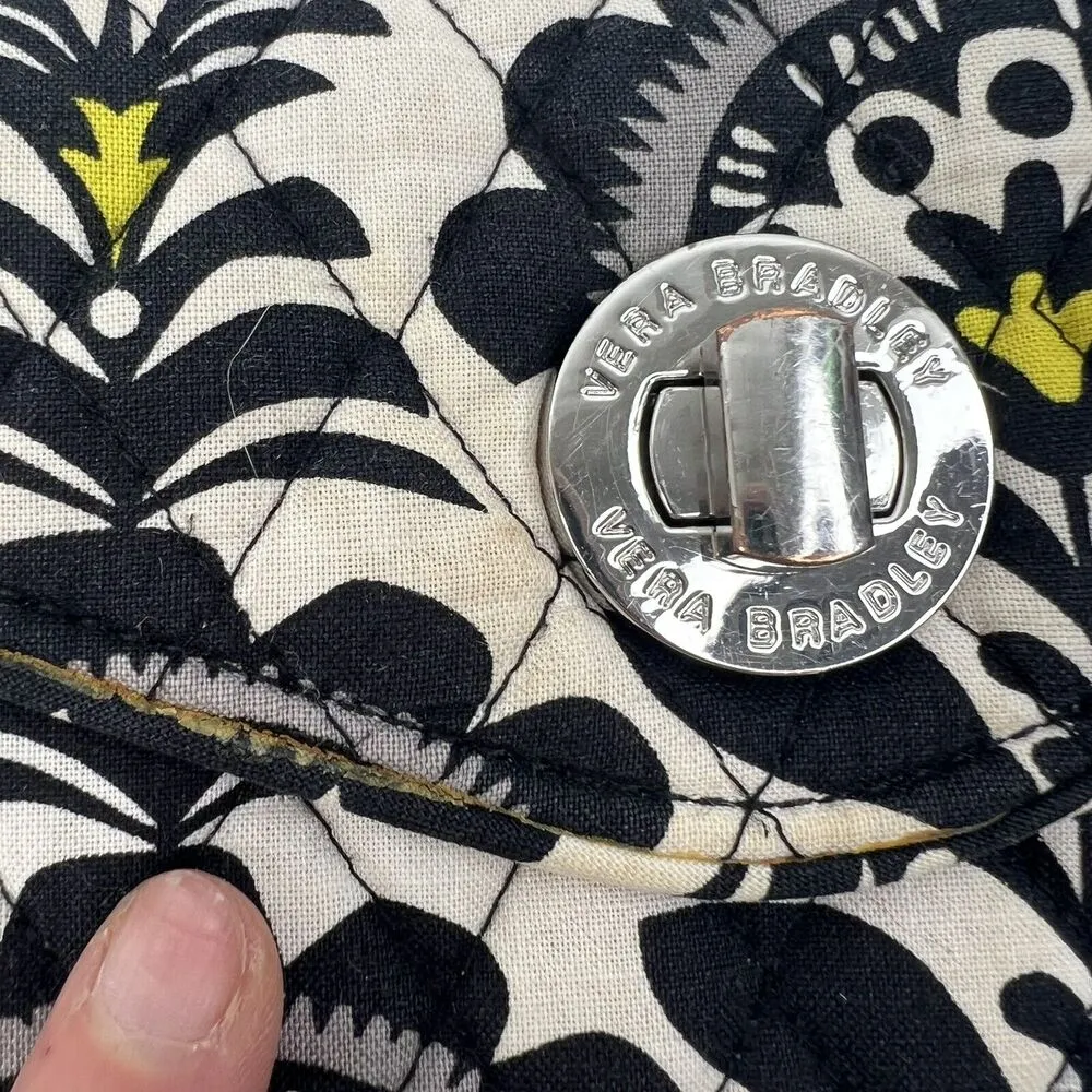 Vera Bradley Fanfare Your Turn Lock Smartphone Wristlet Wallet 13945-156 Quilted - Image 4