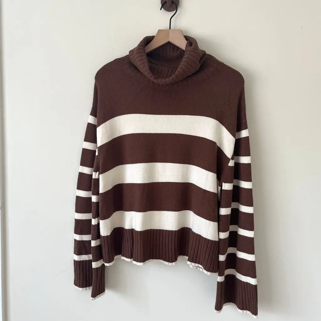 URBAN OUTFITTERS Stripe Wide Sleeve Turtleneck Pullover Sweater Women’s Large - Image 5