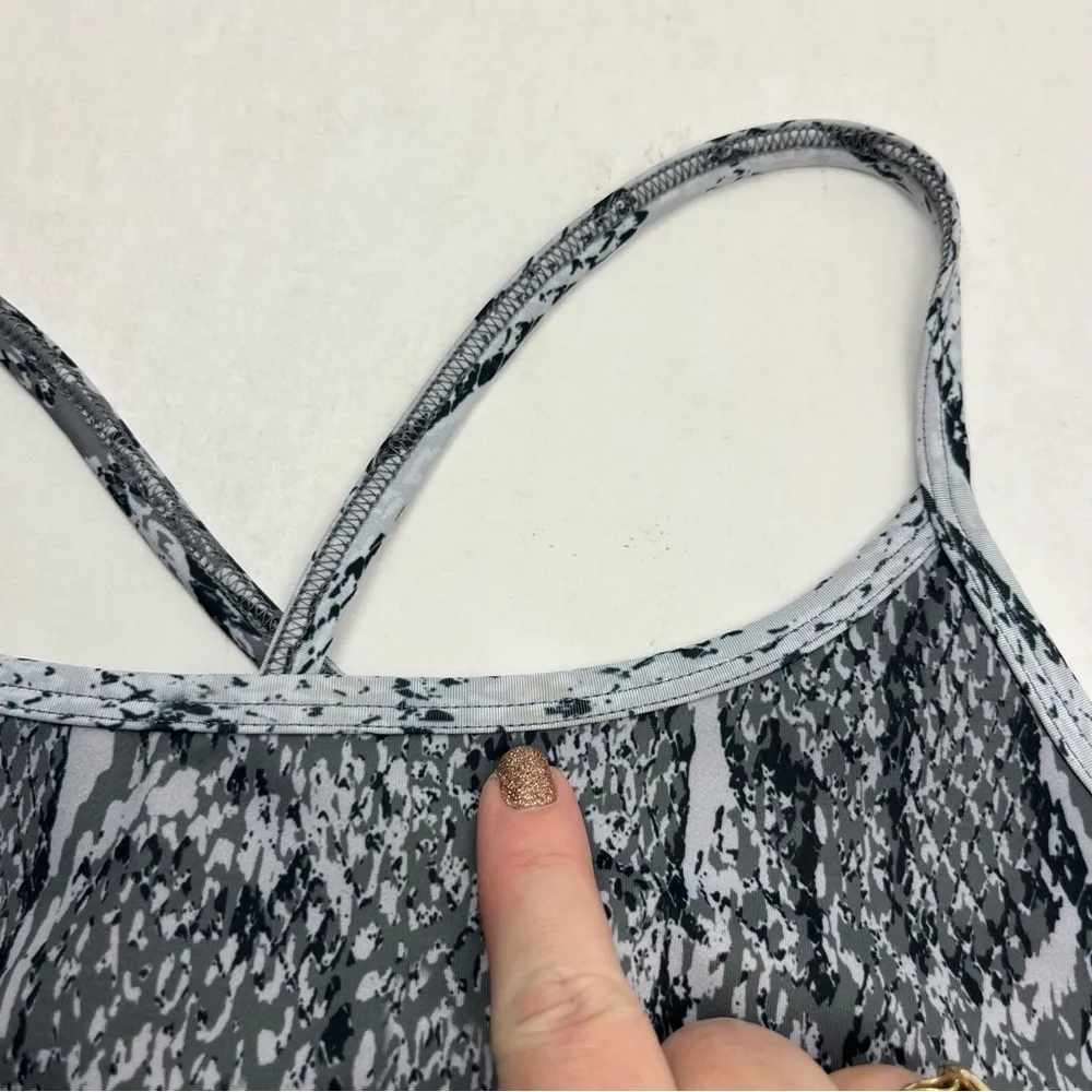 Beyond Yoga Snake Print Womens SZ Small Grey Gray Sports Bra Athletic *TINY FLAW - Image 7