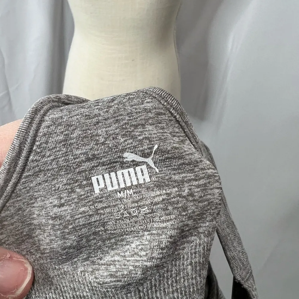 Puma seamless sports bra medium - Image 6