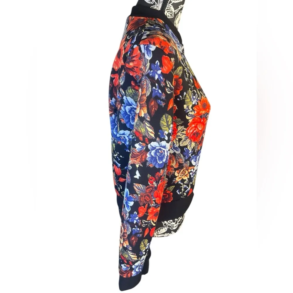 Bright and Bold French Atmosphere Full-Zip Jacket Size Large - Image 5