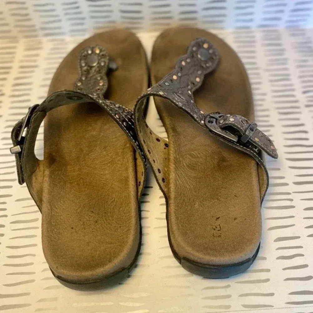 Taos Siren Embellished Leather Sandals‎ Size 7 - Image 6