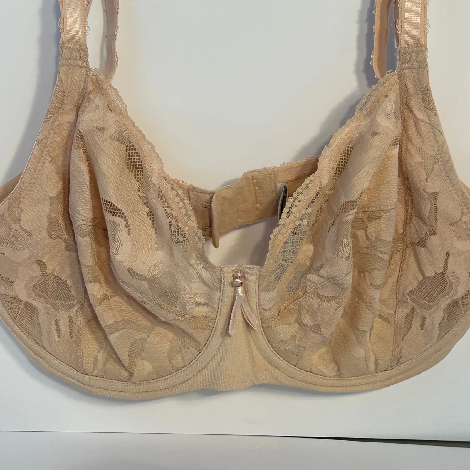 Vittaraal 34DD Full Coverage Lace Trim Bra Beige Adjustable Straps Back Closure Tan Size undefined - Image 2