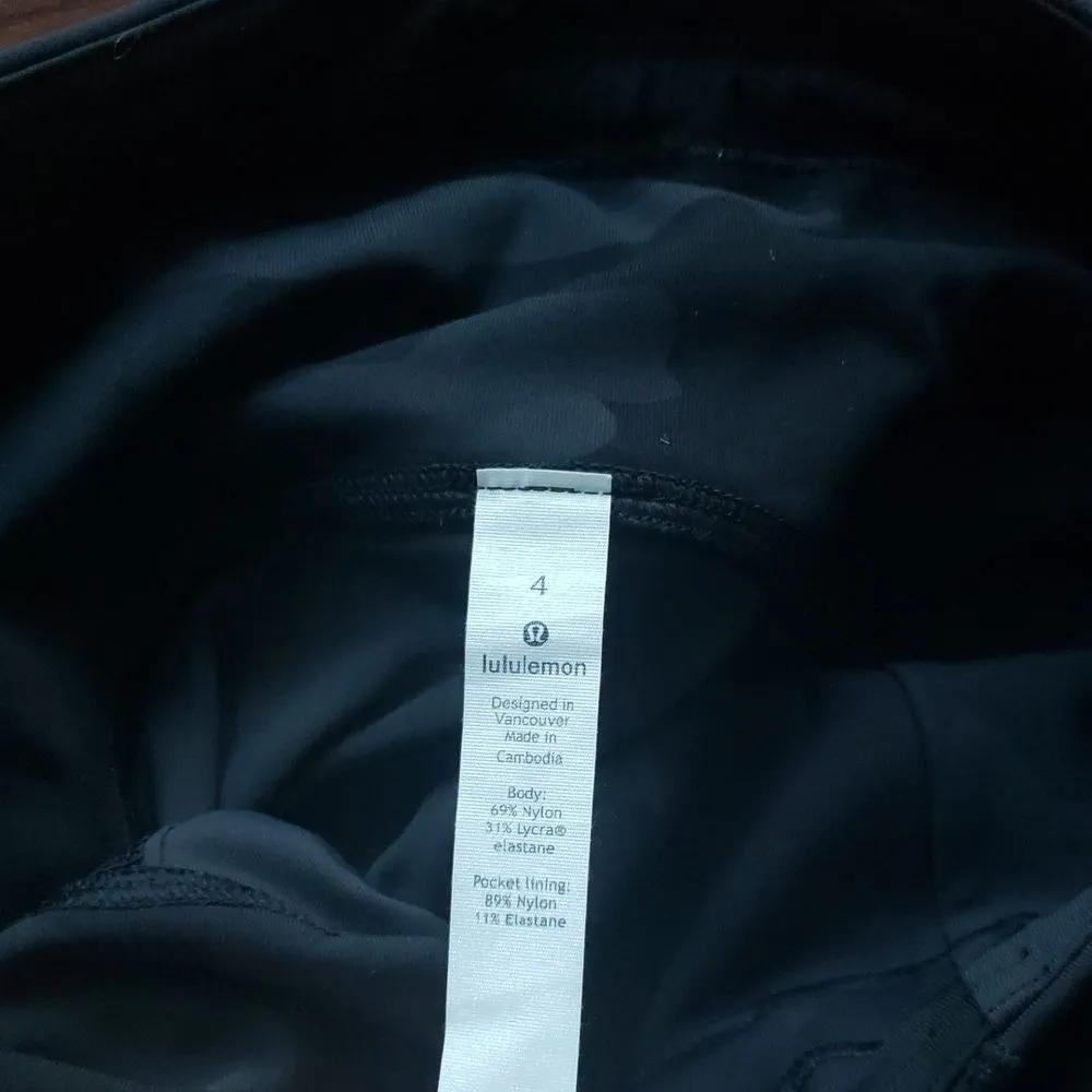 Lululemon Black Gray Camo Yoga Edgy Feminine Athleisure Workout 27" Size 4 - Image 3