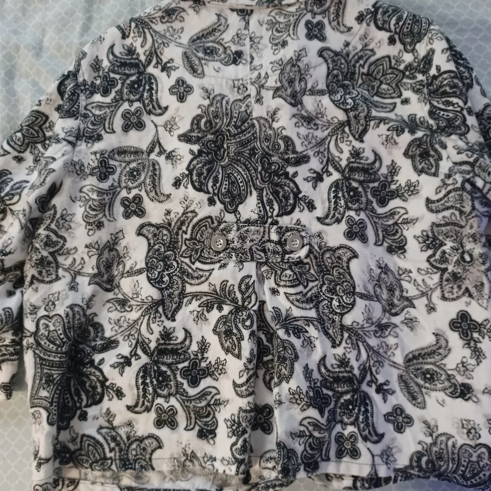 Charter Club womens 100% Linen shaket jacket white black floral button up XL - Image 7