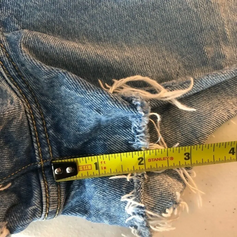Levis Womens Ribcage Jean Shorts Distressed 26 - Image 5
