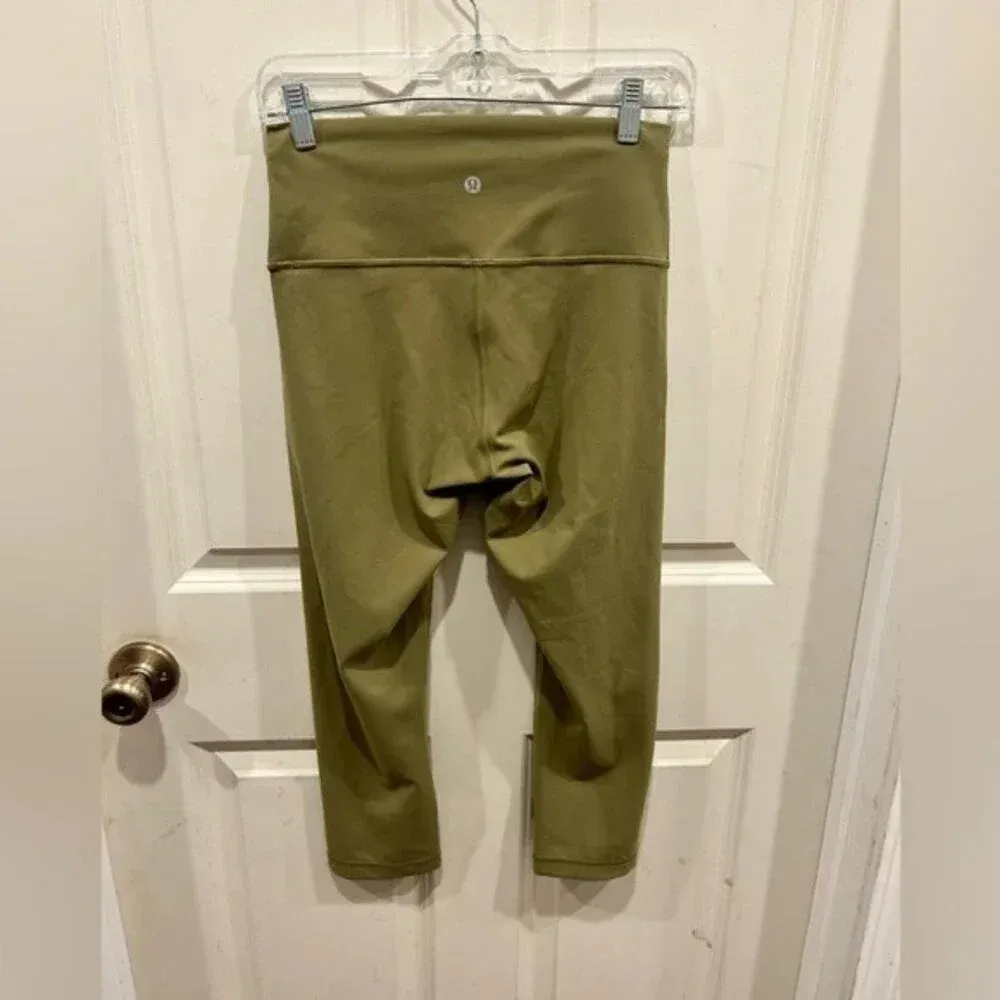 Lululemon Wunder Train‎ High-Rise Crop 21" Bronze Green size 10 - Image 2