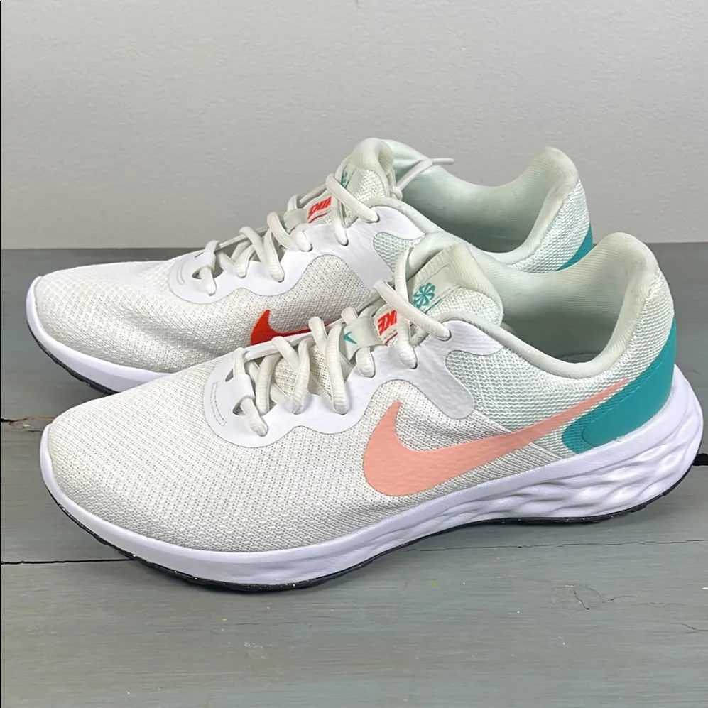 Nike revolution6 Women's White and Pink Running Shoes size9.5.         order(72) - Image 6