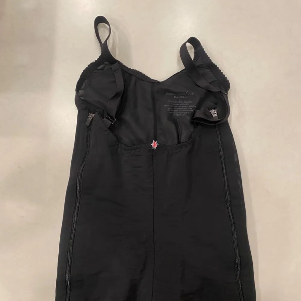 Design Veronique Compression Body Recovery Kit - Image 4