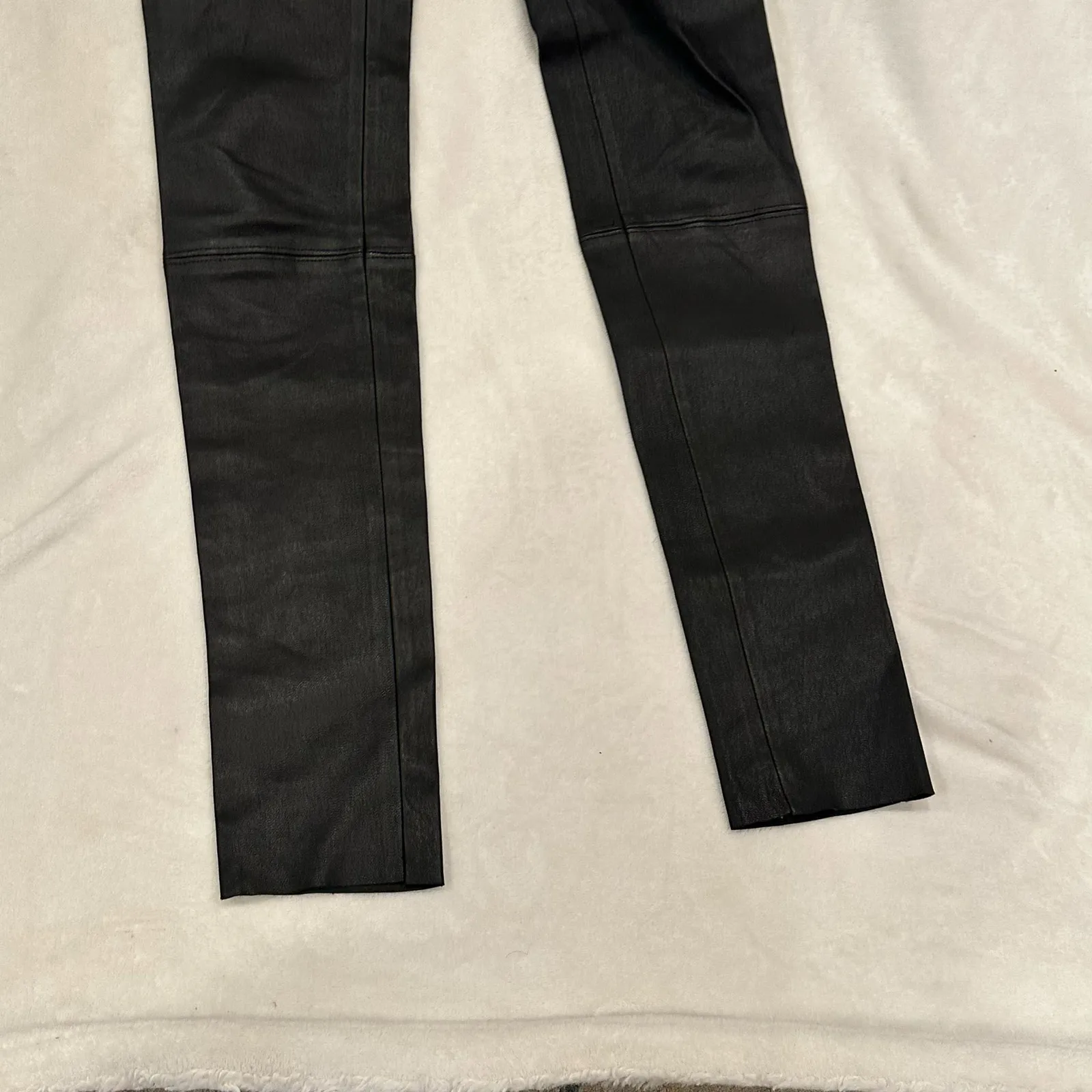 Alice + Olivia Front-Zip Leather Leggings sz 0 - Image 9