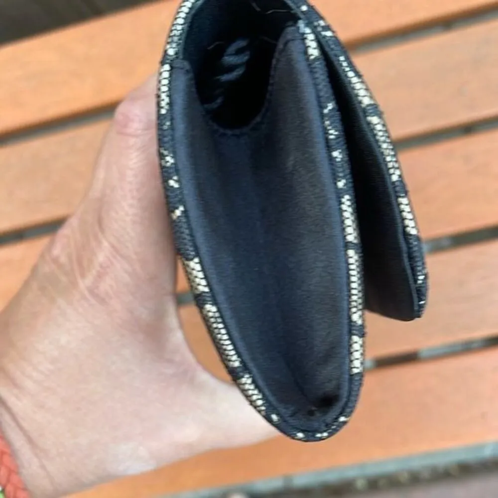 Moda International Elegant Black White Floral Lace Clutch Cocktail Party Bag - Image 4