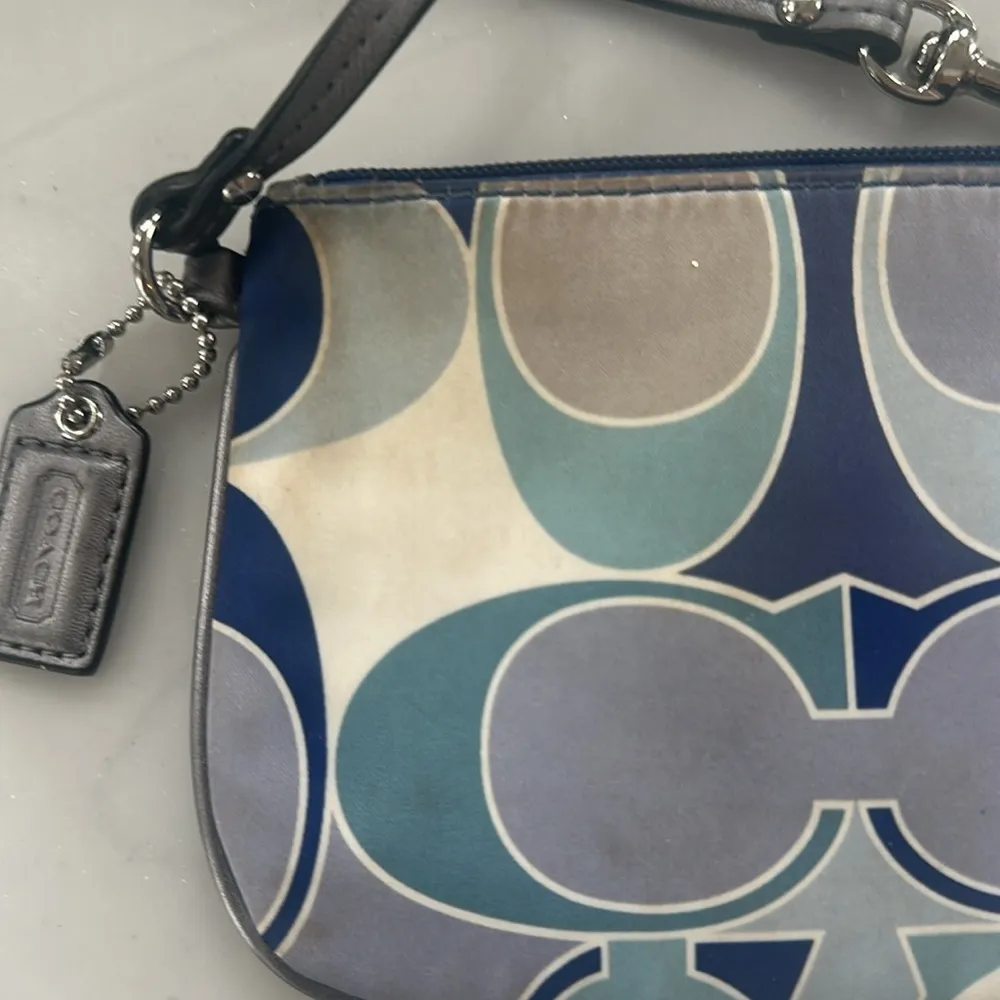 wristlet - Image 3