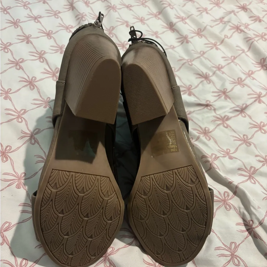 Maurices Brown Women's Oped Toe Heel Boots size 10 - Image 6