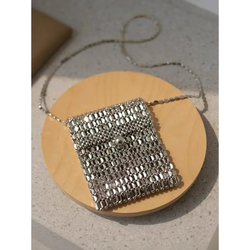 ⚡ Women's Silver Acrylic Beaded Pattern Unique Wedding Party Sequin Shoulder Bag - Image 2