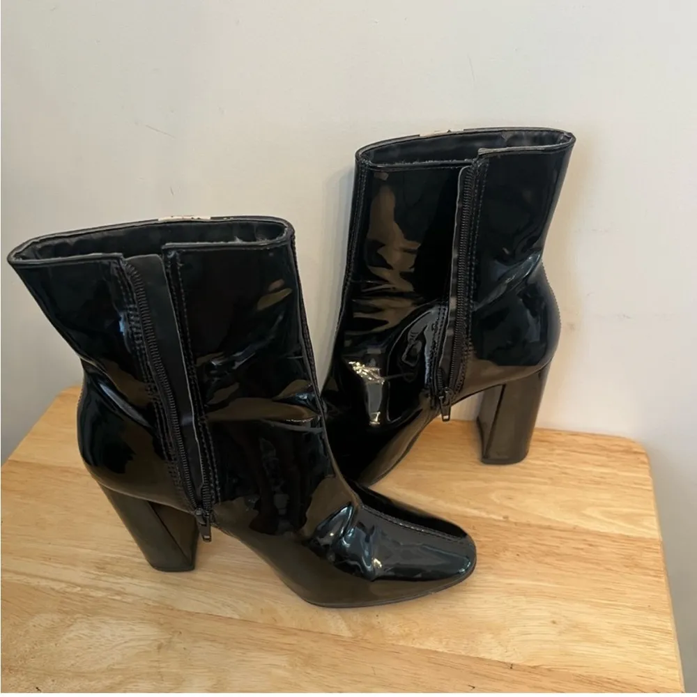 Suzana Santos Black Patent Leather Ankle Boots cool girls don’t sleep Size 7 - Image 7