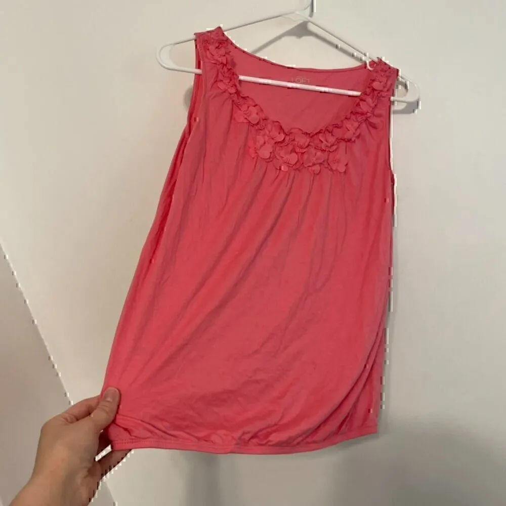 ANN TAYLOR LOFT Bright Pink 3D Flower Applique Floral Trim Sleeveless Blouse Top - Image 6