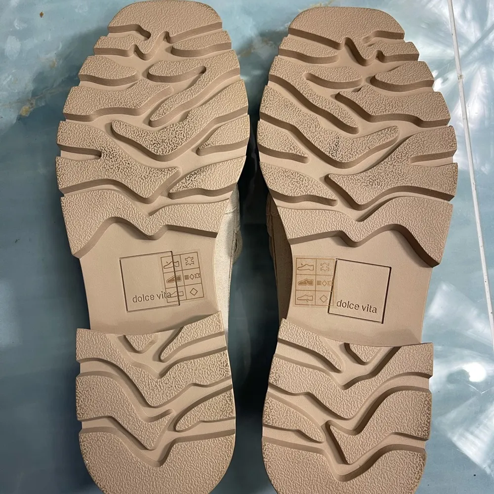 Dolce Vita Women’s Elias Suede Lug Loafer ~ Size 7.5 💛🍄 Tan - Image 8