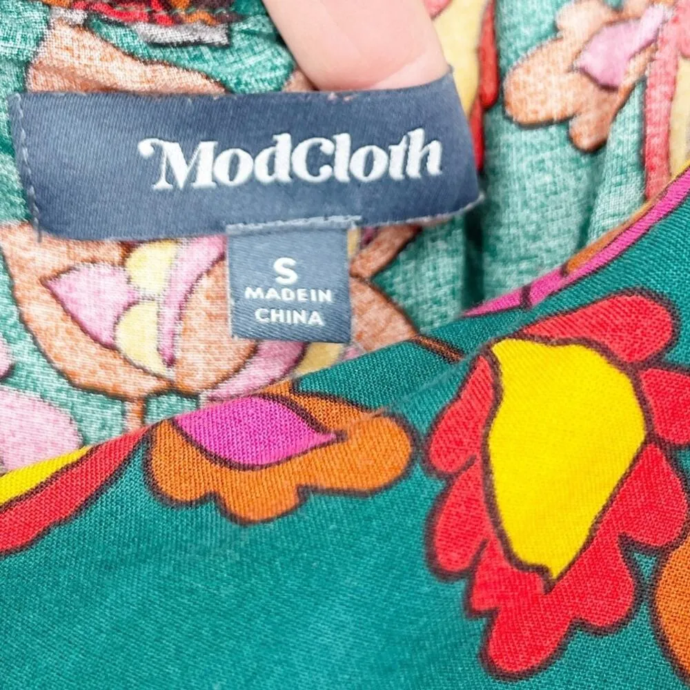 ModCloth Vibrant Floral Jumpsuit Tie Waist Cropped Size Small Dopamine Dressing - Image 4