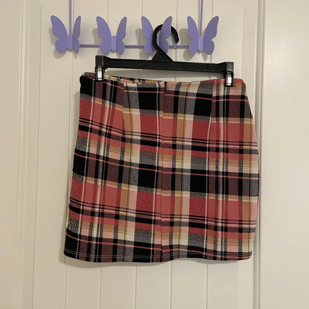 EUC | LA Hearts women’s‎ plaid miniskirt — small - Image 3